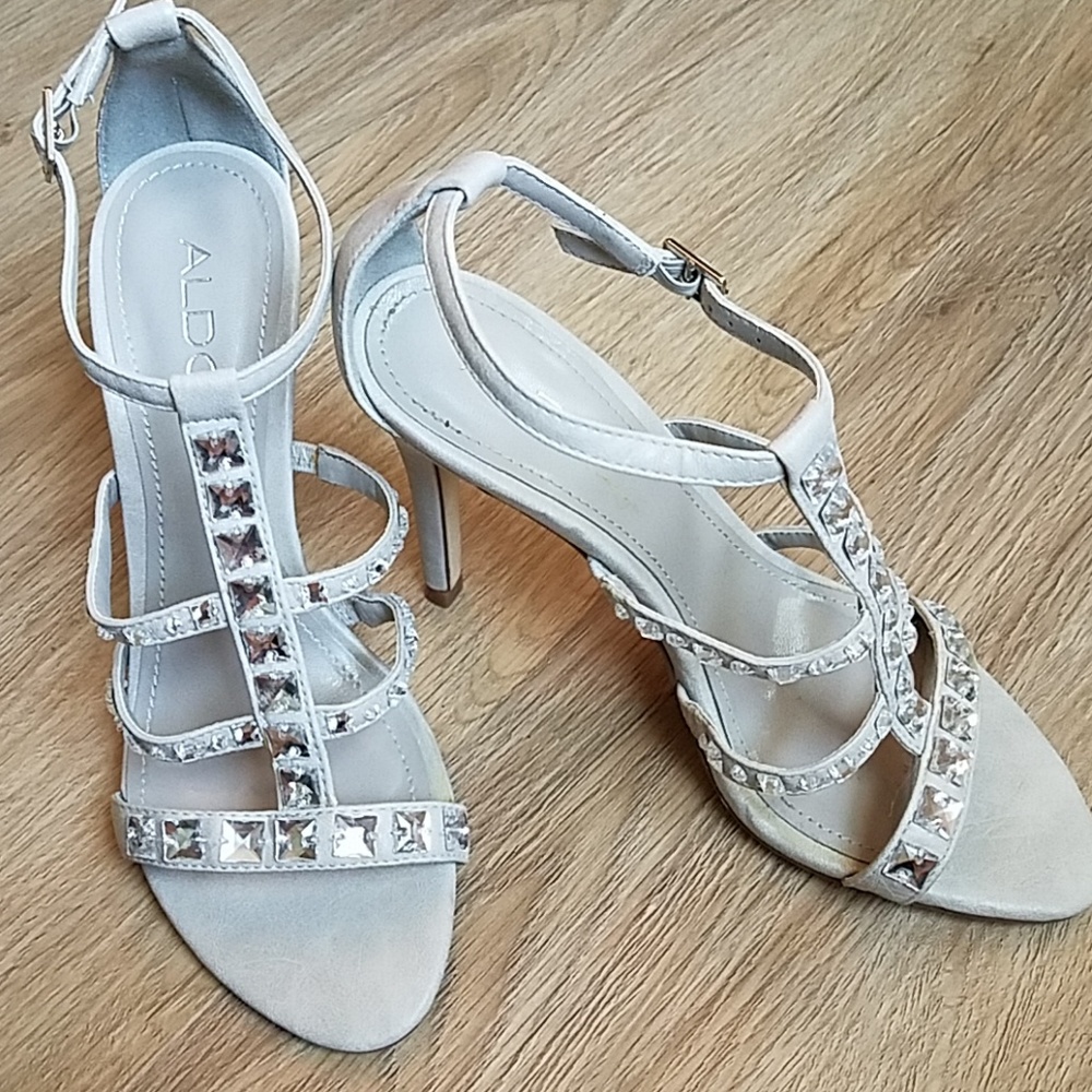 Ladies evening sandals